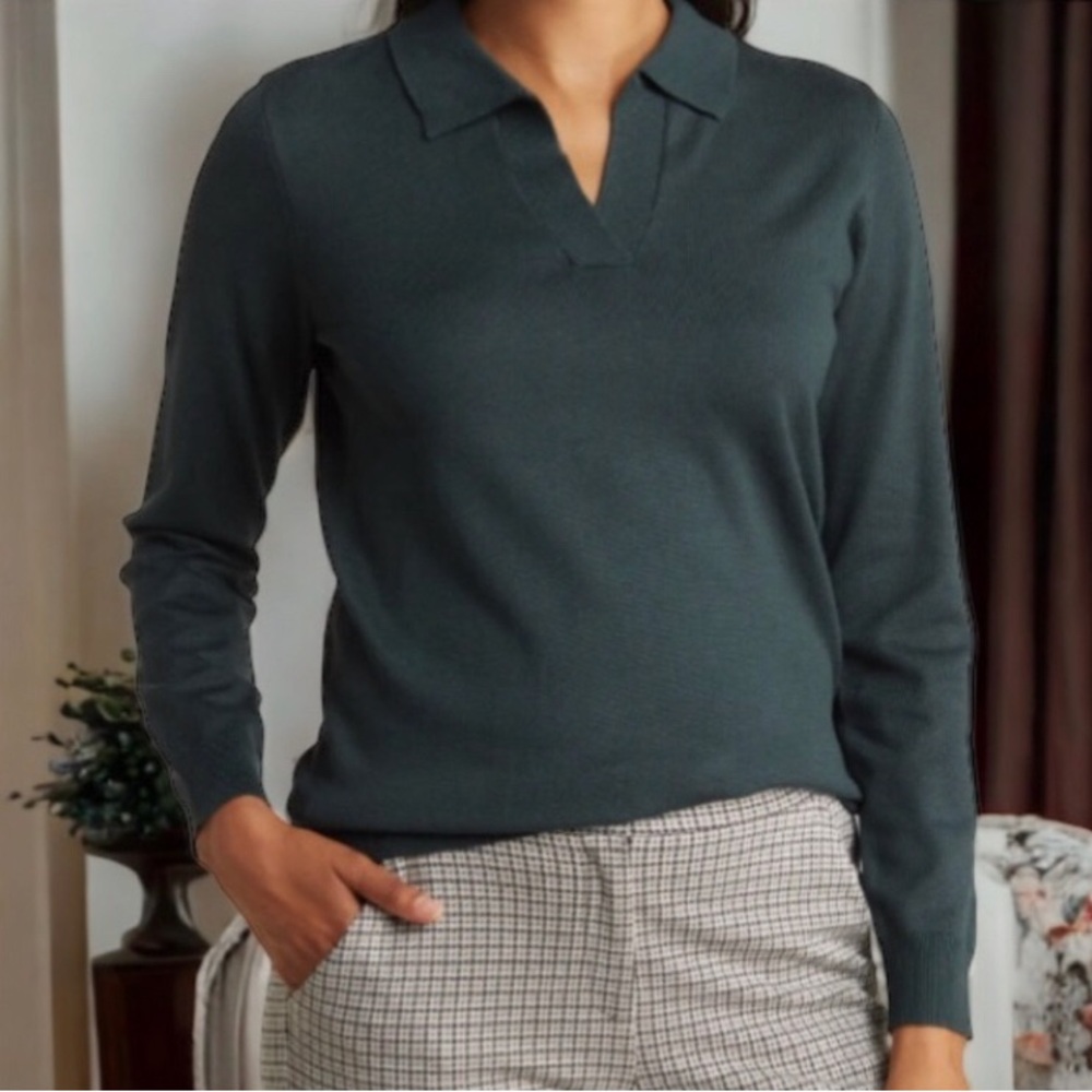 Pullover Sweater with Collar